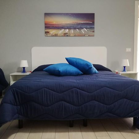 B&B dal Gallo Battipaglia Bagian luar foto
