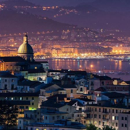 B&B dal Gallo Battipaglia Bagian luar foto