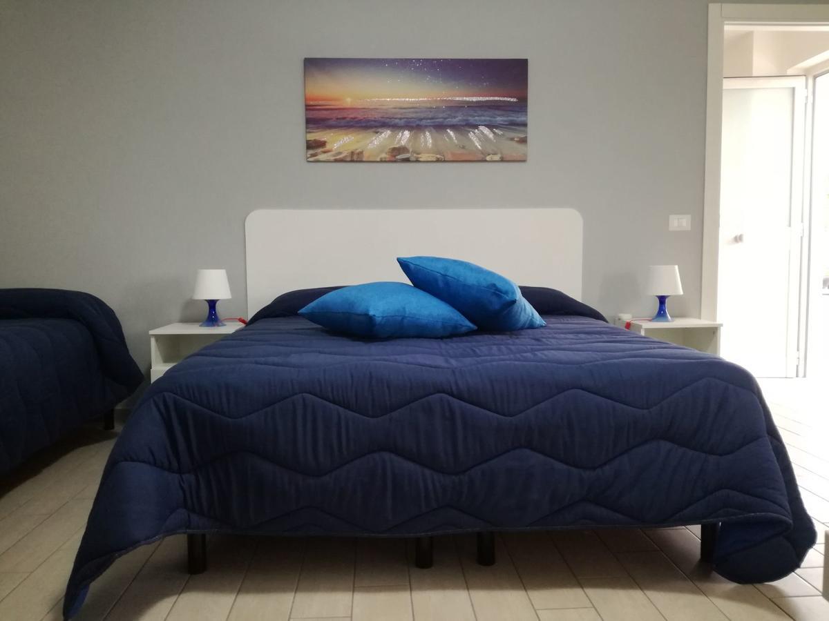 B&B dal Gallo Battipaglia Bagian luar foto