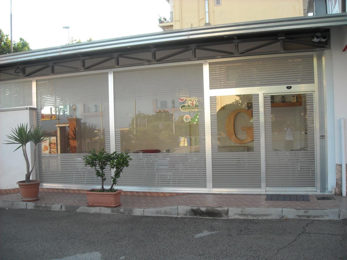 B&B dal Gallo Battipaglia Bagian luar foto