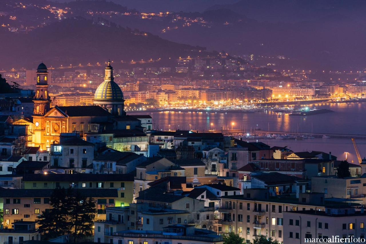 B&B dal Gallo Battipaglia Bagian luar foto